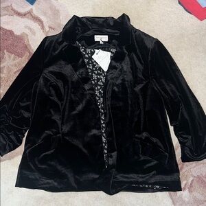 NEW Skies Are Blue Curvy Black Velvet Blazer